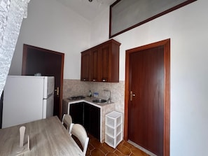 Private kitchen - Between sea and sky Ponza - Apartment with Shuttle (Ponza)