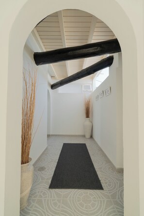 Interior - Villa Laderas in Playa Blanca, with pool and sea views. (Playa Blanca)