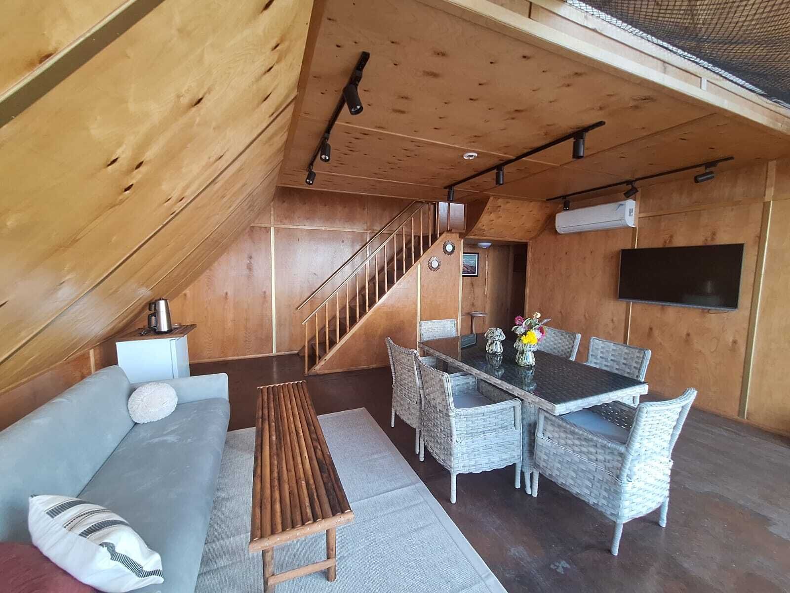 Family Bungalow, Sea View | Living area