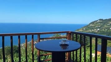 Family Bungalow, Sea View | Outdoor dining