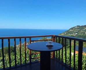 Family Bungalow, Sea View | Outdoor dining - Iskofia Hotel & Bungalov Trabzon (Trabzon)