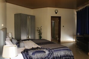 Chalet, patio, vue lac