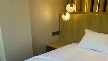 In-room safe, desk, laptop workspace, soundproofing