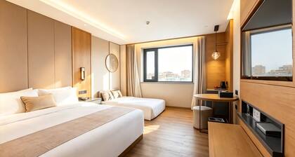 Beijing Hongqiqu Jinglong Hotel (Beijing South Station Branch)