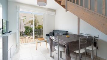 Villa | Dining