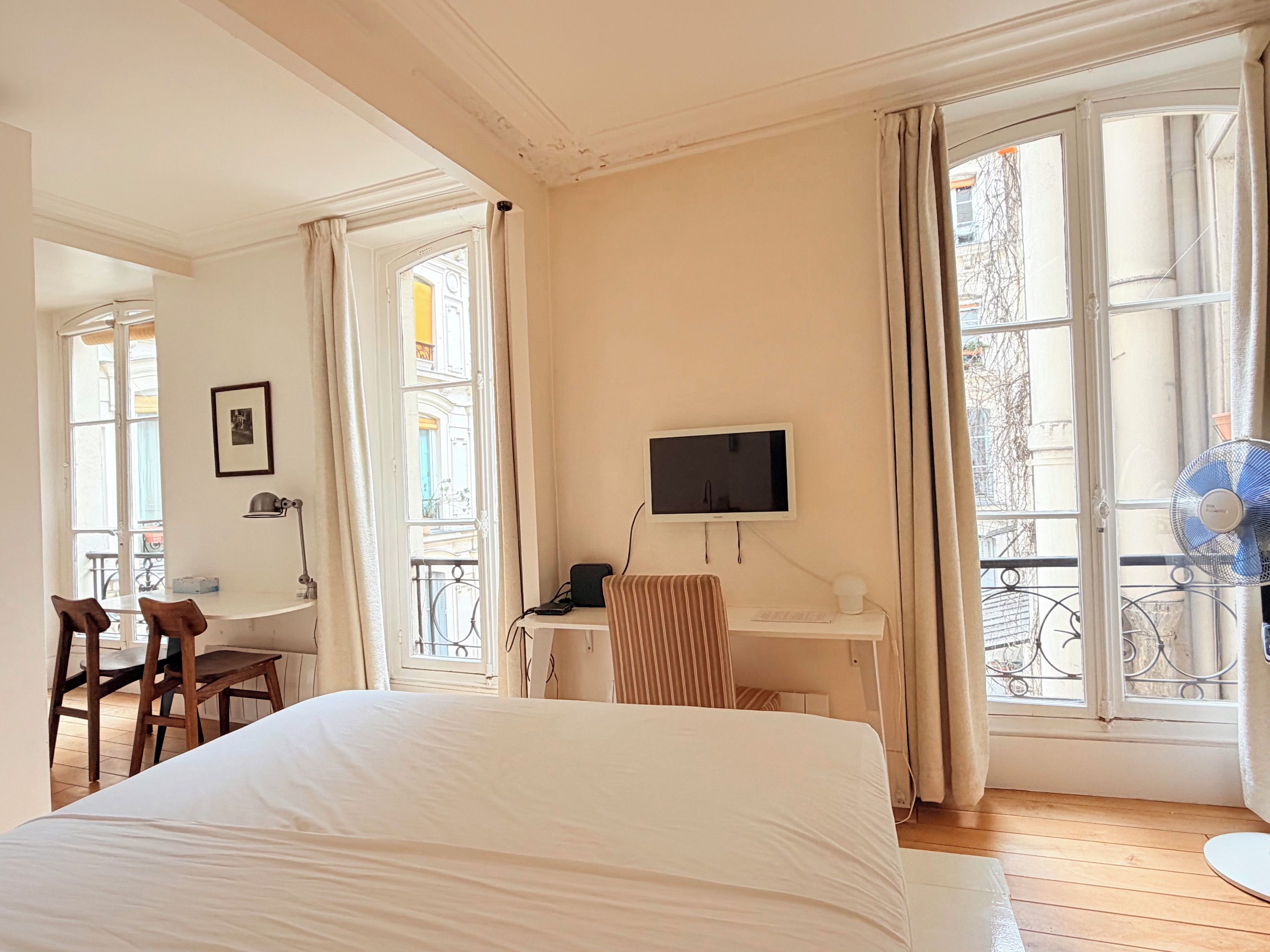 1 bedroom, iron/ironing board, WiFi (free), bed sheets
