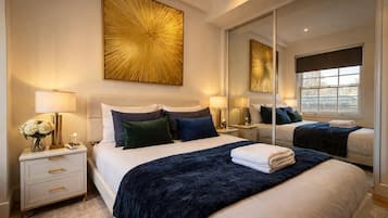 2 chambres, fer et planche à repasser, Wi-Fi gratuit, draps fournis
