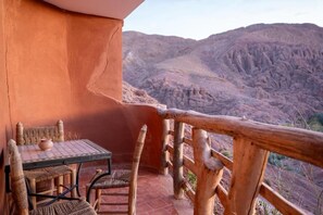 Outdoor dining - Riad Rihana Dades (Ait Sedrate Jbel El Soufla)