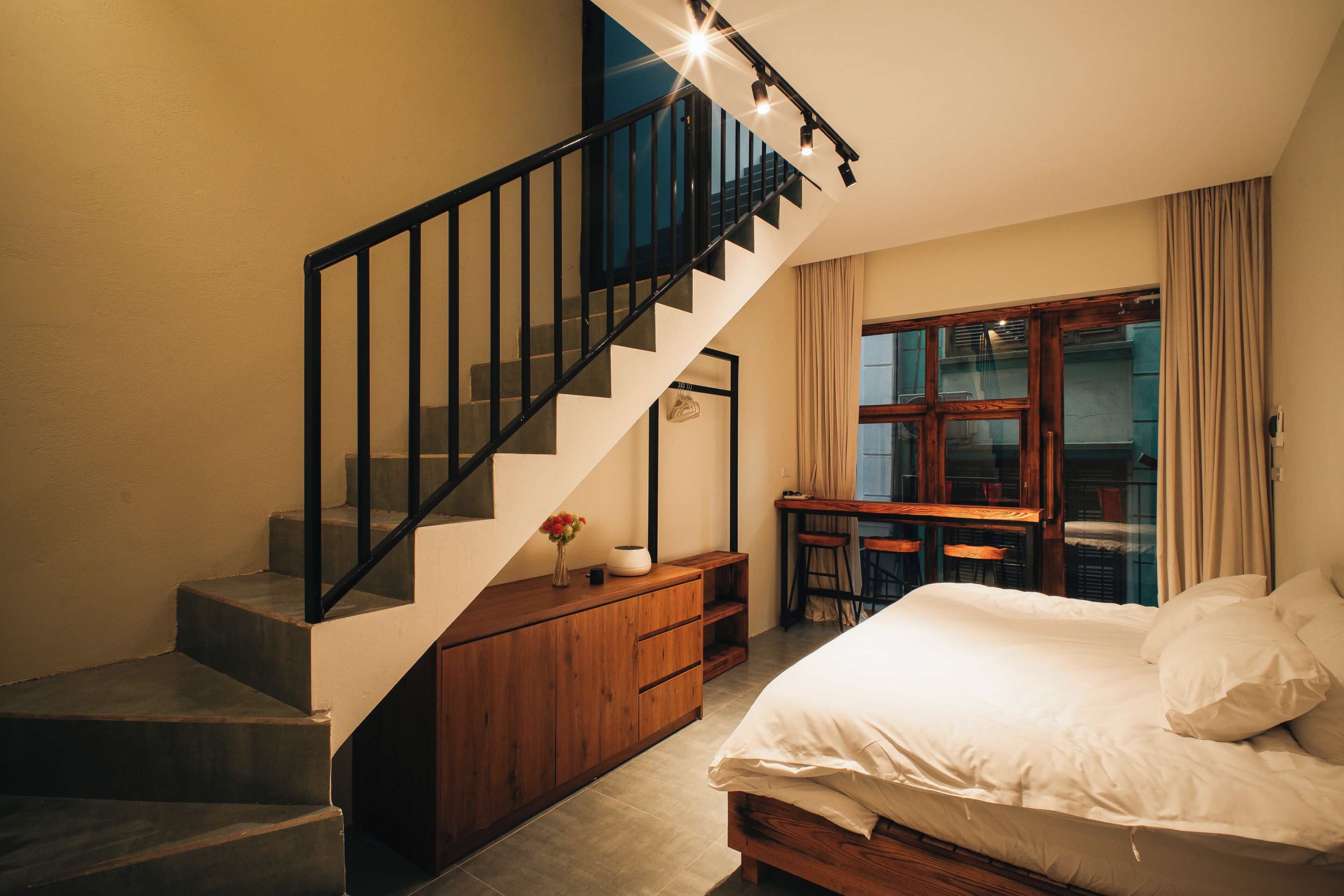 3 bedrooms, iron/ironing board, WiFi