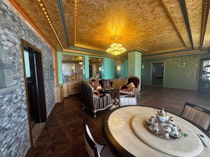 Dining - Luxury Apartament with an amazing seaview (Golem)