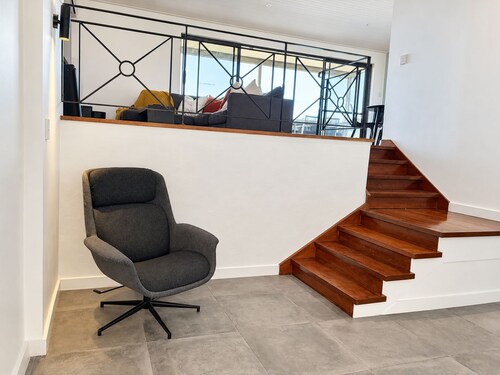 Perth Hills Retreat | City Views | Luxury Beds