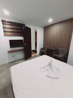 Apartment, 2 Bedrooms, Accessible, Smoking | 2 bedrooms - Avana Hills Tagaytay Manor - Amsterdam (Tagaytay)