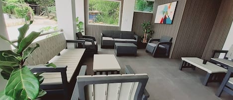 숙박 시설 구내