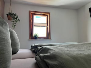 Room - Vrbo Property (Ruhla)