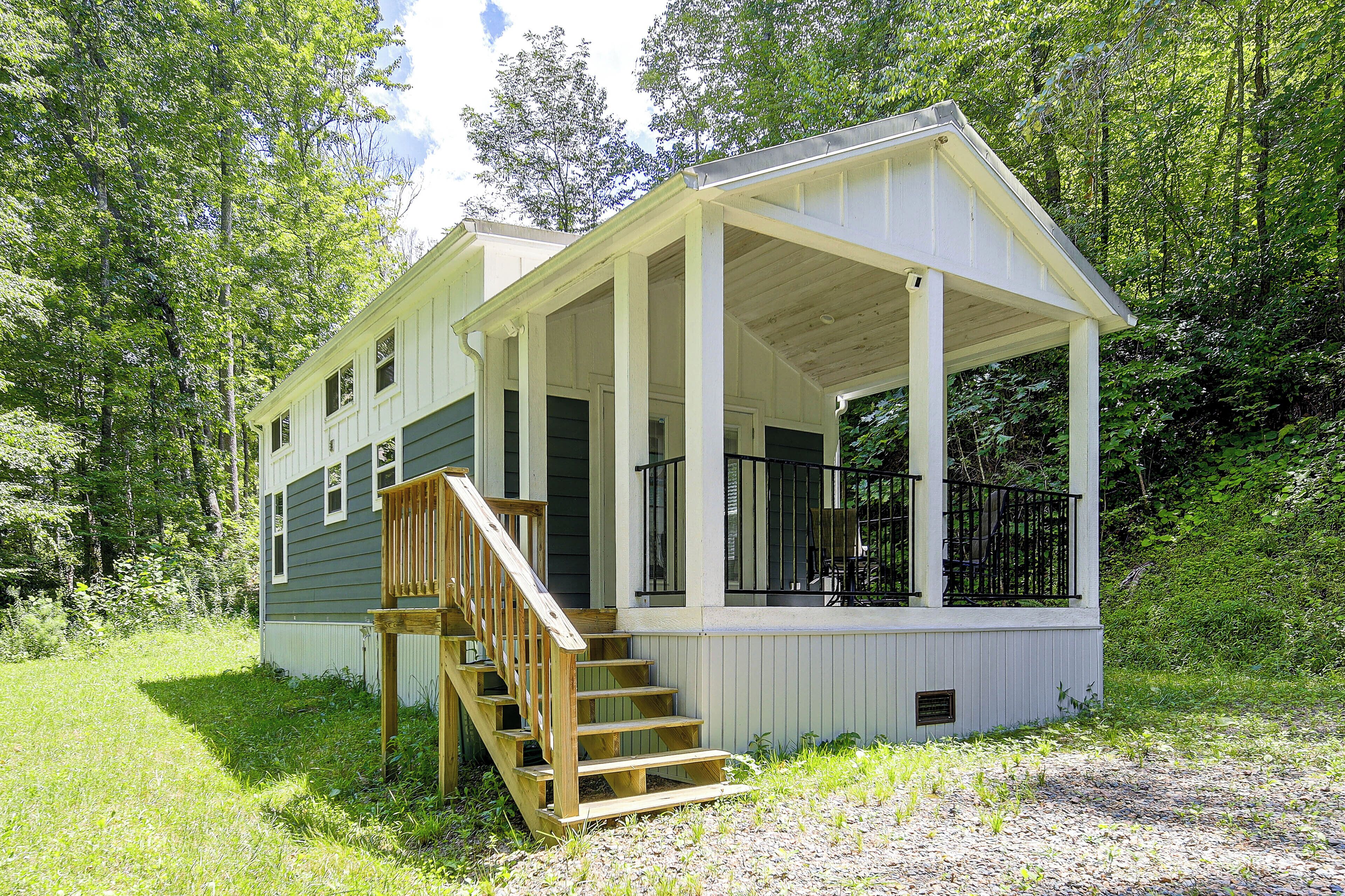 House (2 Bedrooms) | Front of property