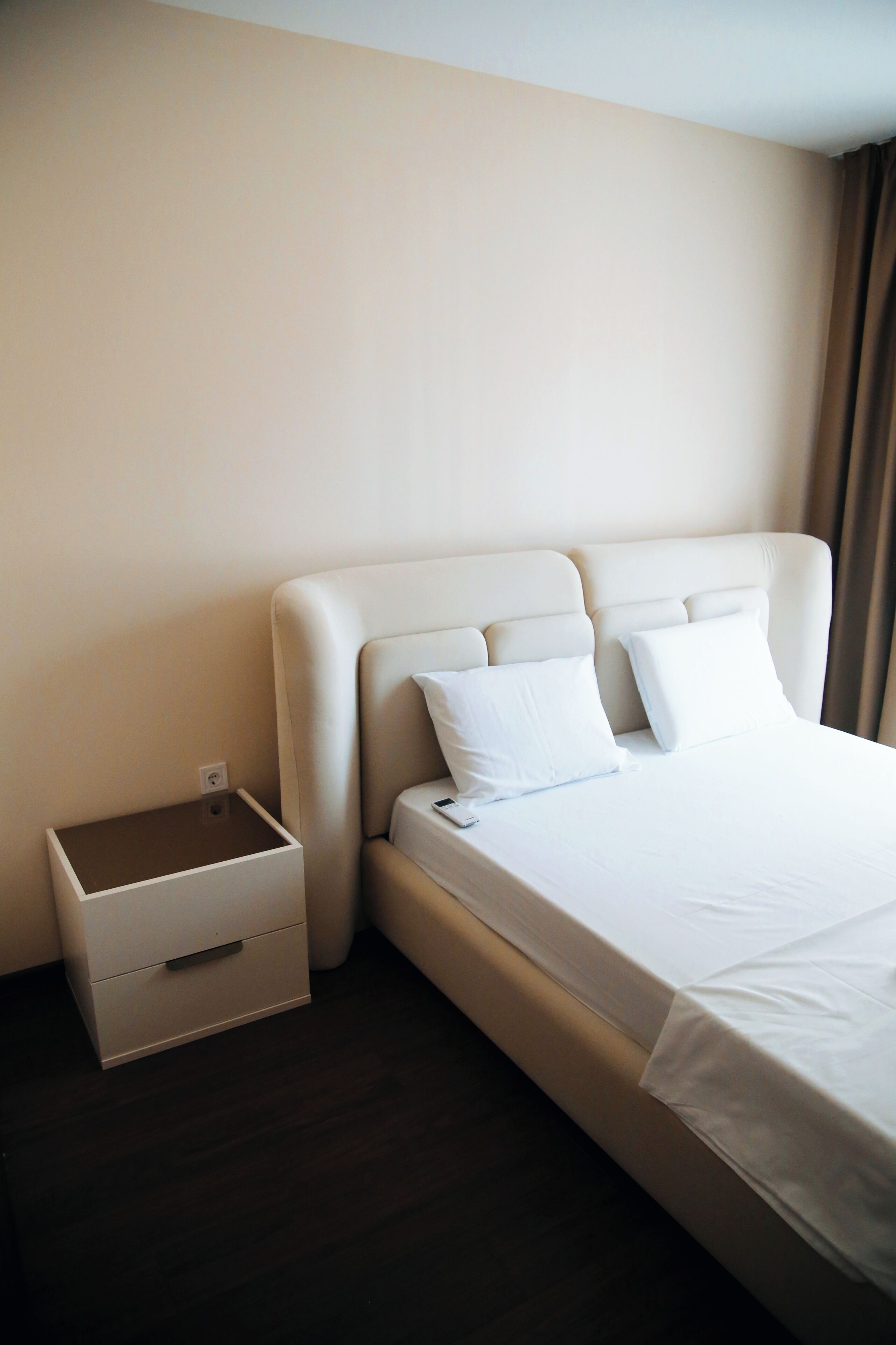 Deluxe Apartment, Mountain View | Soundproofing, iron/ironing board (on request), free WiFi