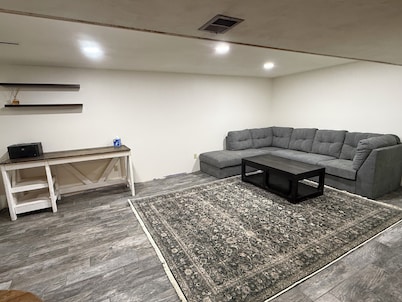 Spacious Flint Hills Lodge - Near Lake, Hunting & Fishing