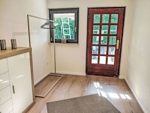 Unclassified image, 4 of 29, button - Lovely apartment for 2 guests with WIFI, TV, terrace and pets allowed (Schieder-schwalenberg)