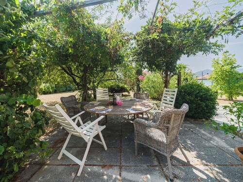 Stunning private villa for 4 people with A/C, WIFI and pets allowed