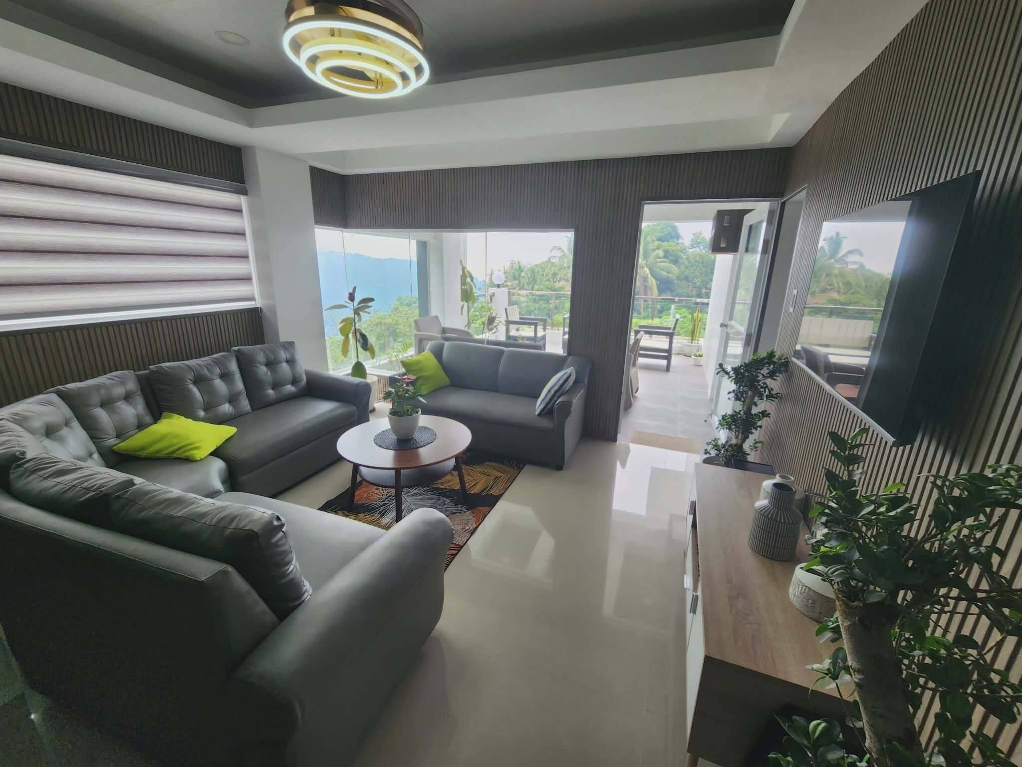 Apartment, 4 Bedrooms, Smoking, Balcony | Living area
