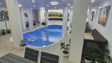 Apartment, 4 Bedrooms, Smoking, Balcony | Pool