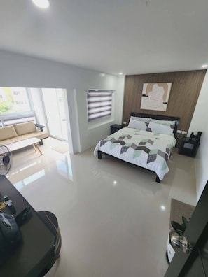 Apartment, 4 Bedrooms, Smoking, Balcony | 4 bedrooms - Avana Hills Tagaytay Manor - London (Tagaytay)