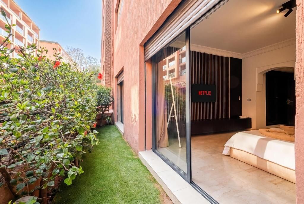 Apartment, Balcony, City View | Property grounds