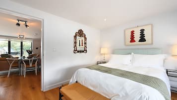 WiFi (surcharge), bed sheets