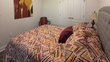 1 chambre, fer et planche à repasser, Wi-Fi, draps fournis