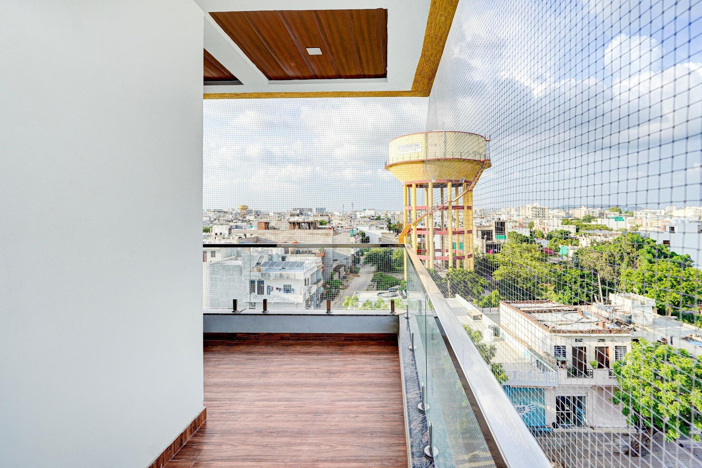 House | Balcony