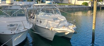 Cottage with AC on cristal Atlantic waters step off your door, all activities...