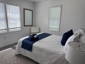 3 bedrooms, desk, iron/ironing board, free WiFi - Chic, coastal, pet-friendly retreat located in Lower Township, NJ. (Lower Township)