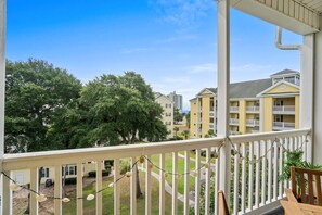 Property grounds - 2 bed 2 bath condo in Ocean Keyes, N. Myrtle Beach (North Myrtle Beach)
