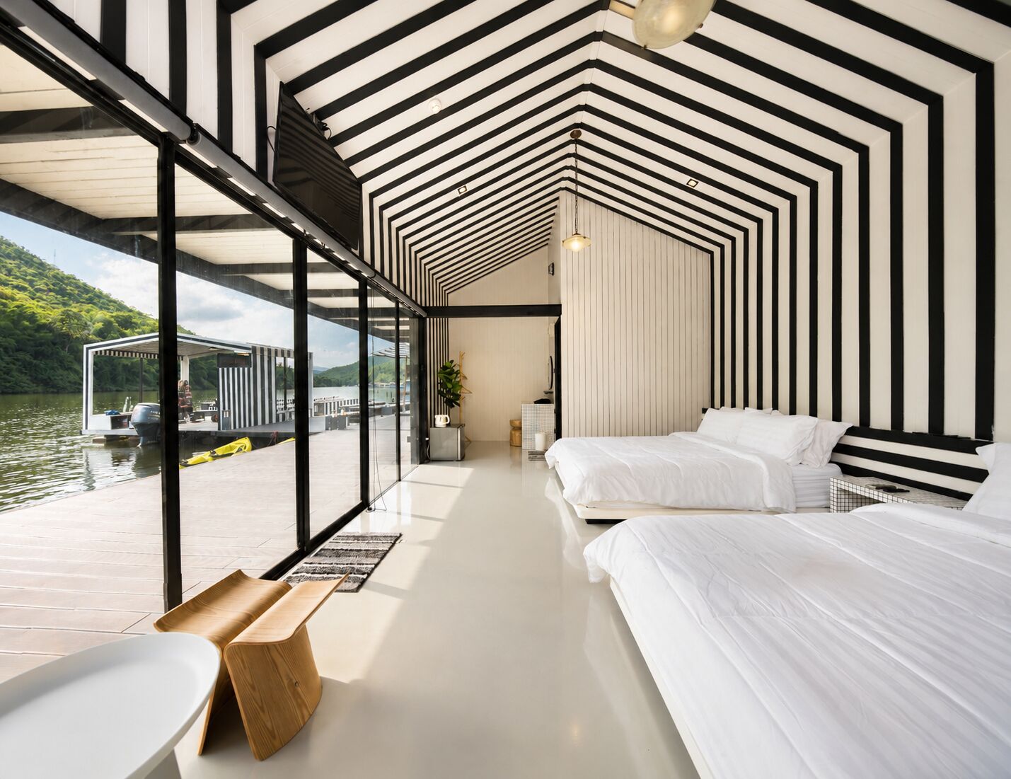 Family Suite, Balcony, River View | Free WiFi