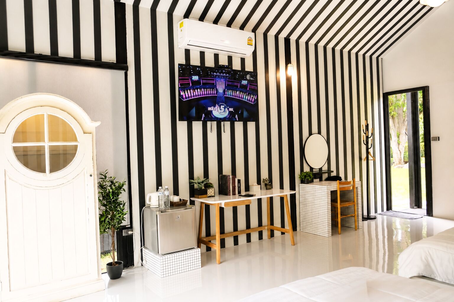 Superior Double Room, Balcony, River View | Free WiFi