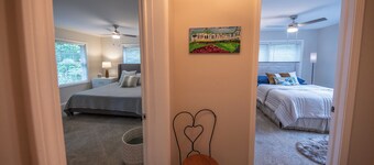 Charming Petoskey condo for premier beach, golf and ski retreat