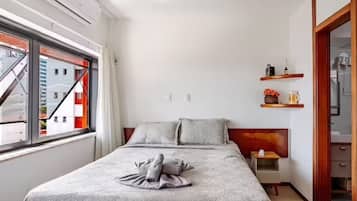 Ferros/tábuas de passar roupa, Wi-Fi, roupa de cama
