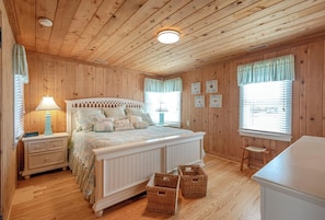 6 bedrooms, free WiFi, bed sheets