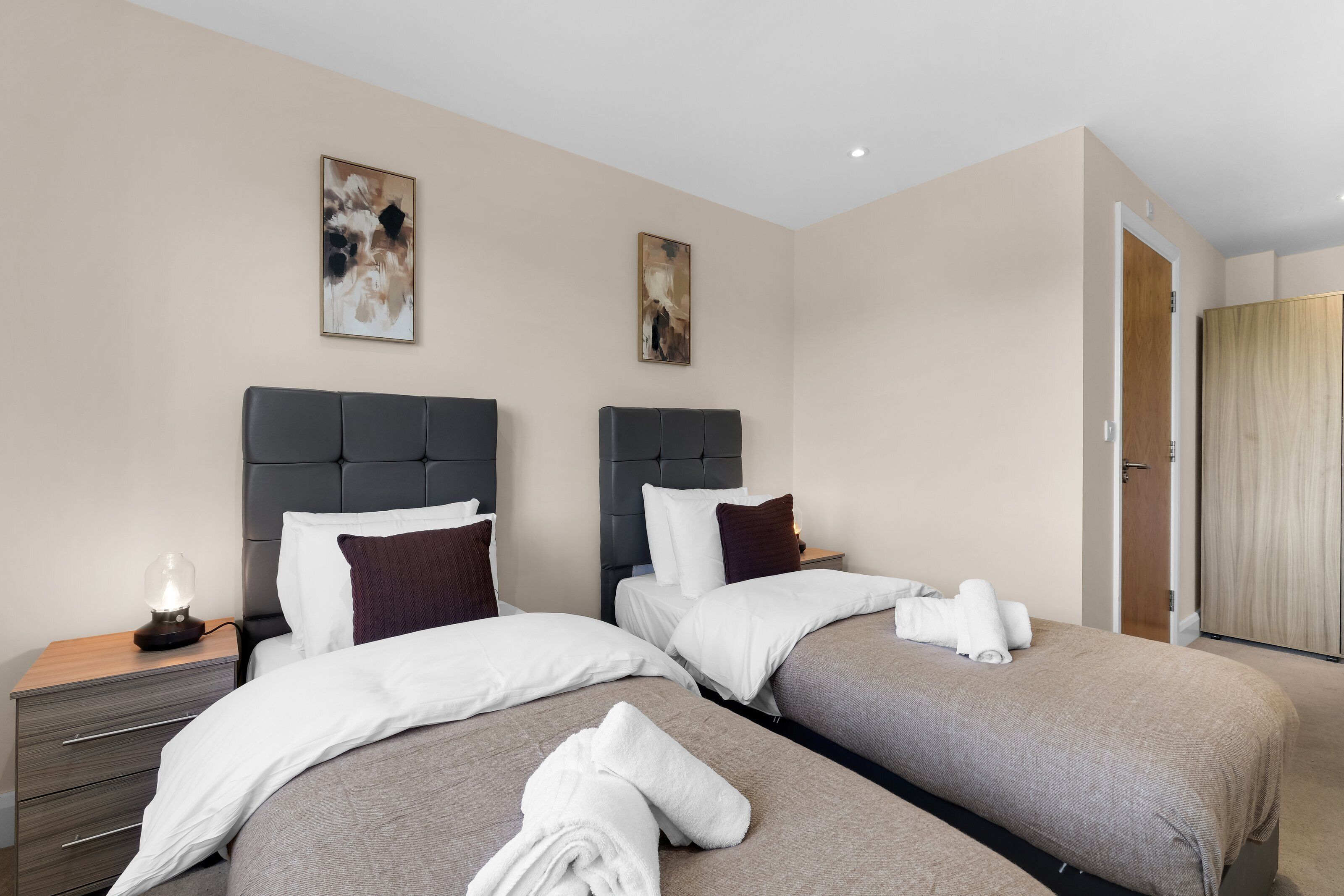 Appartement familial, balcon | Accès au Wi-Fi (inclus)