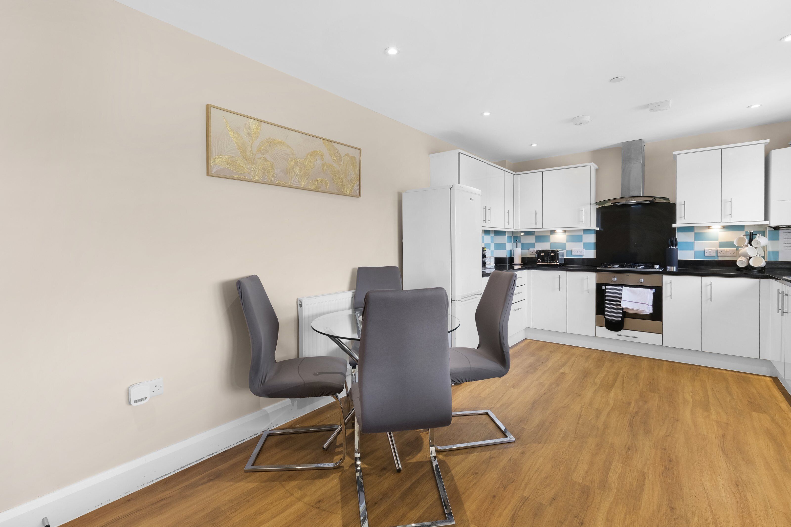 Family Apartment, Balcony | Private kitchen