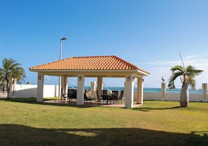 Outdoor dining - Entire beachfront villa in Salinas, Puerto Rico (Salinas)