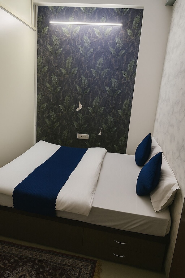 Double or Twin Room, Garden View | Desk, laptop workspace, WiFi (free) - Dev Hotel Mansarovar (Jaipur)