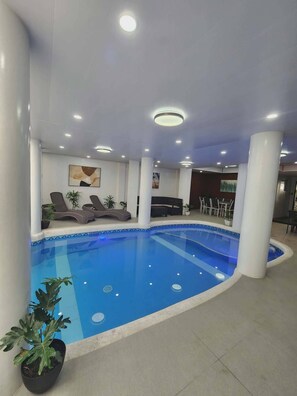 Apartemen, 5 kamar tidur, Boleh Merokok, balkon | Kolam renang | Kolam renang indoor