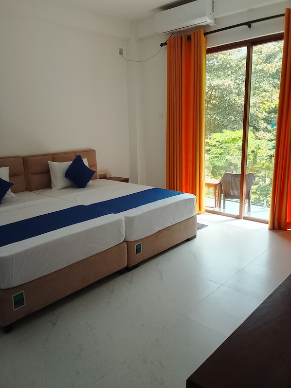 Superior-Doppel- oder -Zweibettzimmer, Balkon, Gartenblick | Kostenloses WLAN