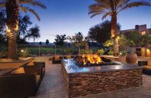 Terrace/patio - 1 BR Suite. Sleeps 4. Marriott Resort w/ full kitchen/tennis/pickleball/fitness (Palm Desert)