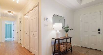 Cozy Getaway • 4 TVs • Pets Allowed • 1 Mile to 75
