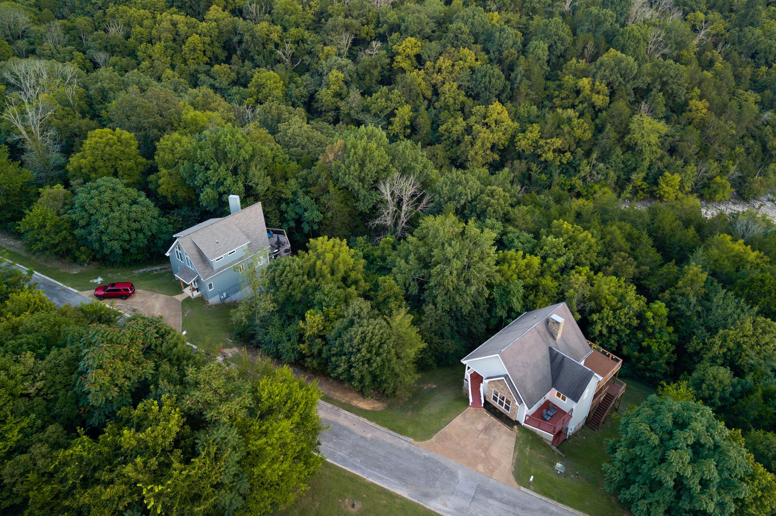 Traveling with a larger group? We also manage the house next door, Painted Pine, and may be able to accommodate additional guests. Please reach out for availability if you're planning a multi-family getaway or need extra space nearby.