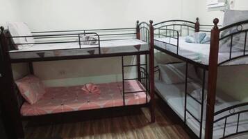 Villa, 4 soverom, røyk, privat basseng