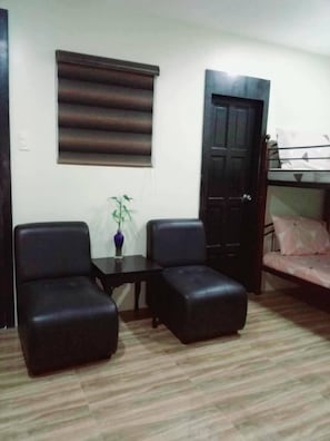 Villa, 4 Bedrooms, Smoking, Private Pool | Interior - Avana Hills Tagaytay Holiday Villa (Tagaytay)