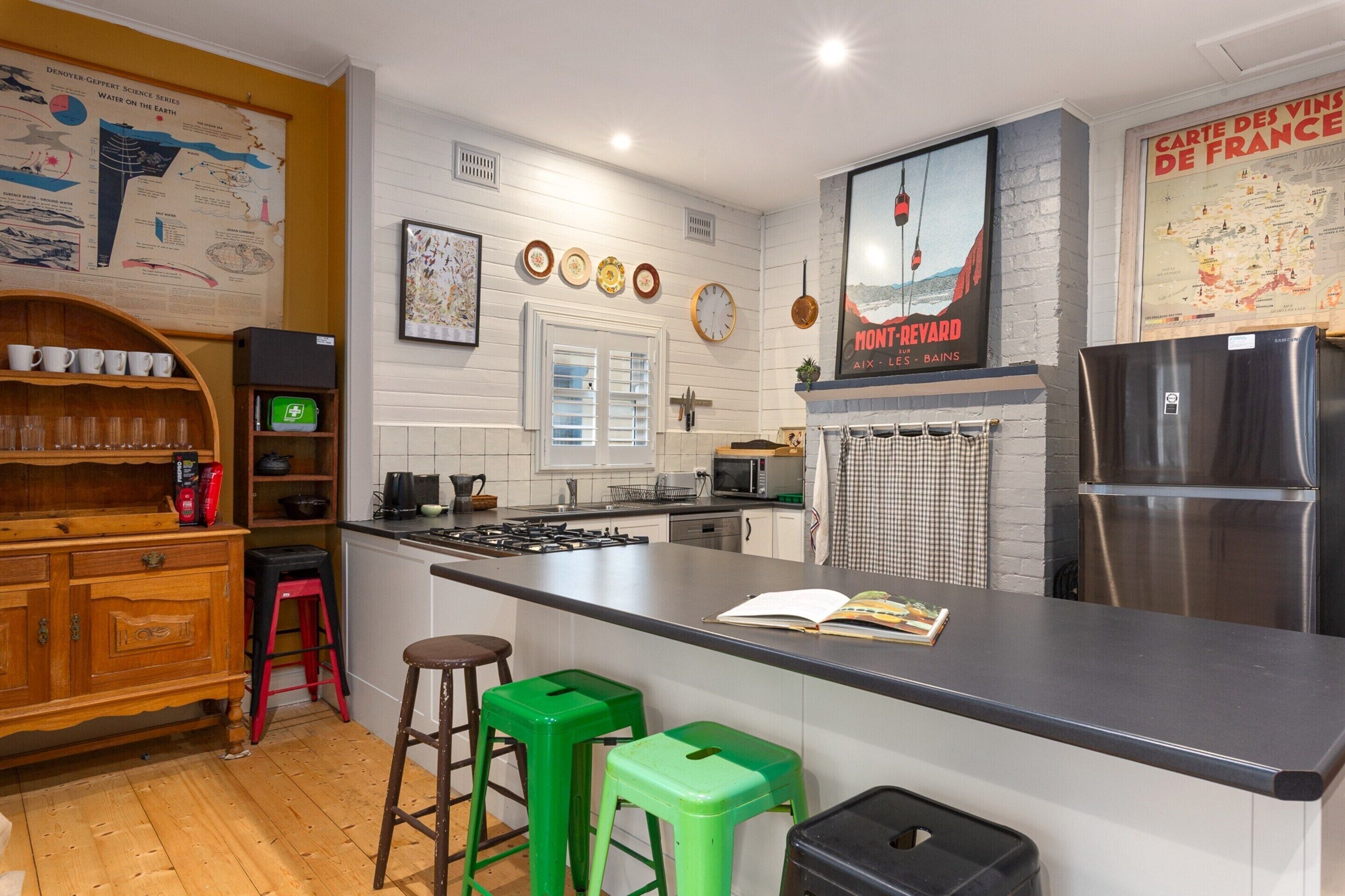 Apartment | Private kitchen | Cookware/dishes/utensils